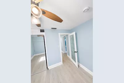 5651 NE 9th Ave, Oakland Park, FL 33334 - Photo 6