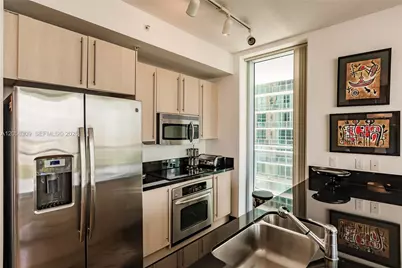 1111 SW 1 Av #1414-N, Miami, FL 33130 - Photo 12