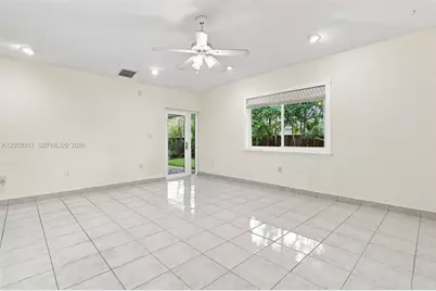701 Westward Dr, Miami Springs, FL 33166 - Photo 10