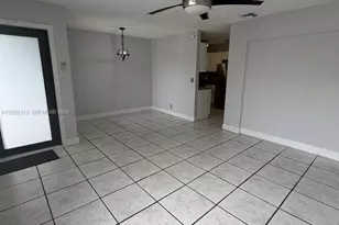 9116 NW 35th Pl, Sunrise, FL 33351 - Photo 2