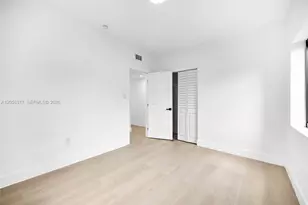 580 NW 116th Terrace, Miami, FL 33168 - Photo 12