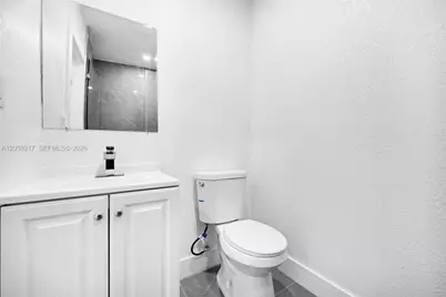 580 NW 116th Ter, Miami, FL 33168 - Photo 30