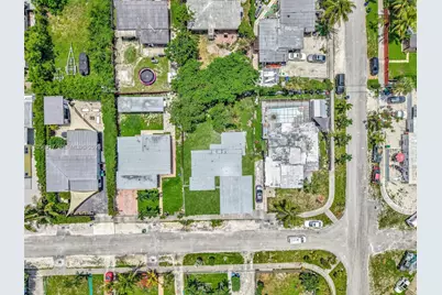 580 NW 116th Ter, Miami, FL 33168 - Photo 36