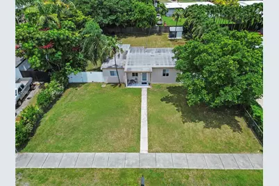 4641 SW 99th Ct, Miami, FL 33165 - Photo 6