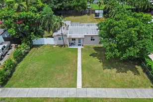 4641 SW 99th Ct, Miami, FL 33165 - Photo 6