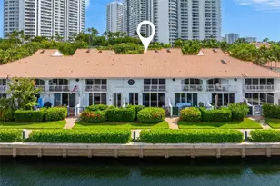 3748 NE 209th Terrace, Aventura, FL 33180 - Photo 2