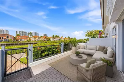 3748 NE 209th Ter, Aventura, FL 33180 - Photo 12