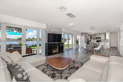 20950 NE 25th Ct, Miami, FL 33180 - Photo 12