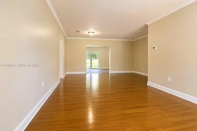 6361 Tamiami Canal Rd, Miami, FL 33126 - Photo 6