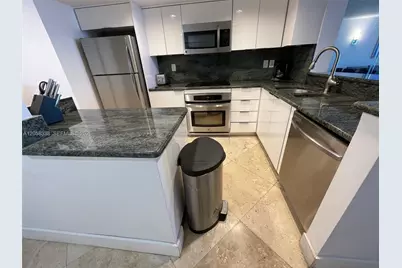 1717 N Bayshore Dr #A-2548, Miami, FL 33132 - Photo 10