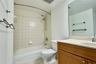 900 SW 8th St, Miami, FL 33130 - Photo 16