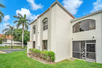 3571 Magellan Cir #343-4, Aventura, FL 33180 - Photo 2