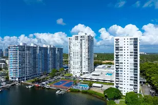 2780 NE 183rd St, Aventura, FL 33160 - Photo 42