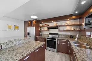 2780 NE 183rd St, Aventura, FL 33160 - Photo 2