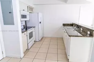 1 Glen Royal Parkway, Miami, FL 33125 - Photo 4