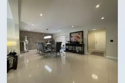 1066 NE 202nd Ln, Miami, FL 33179 - Photo 14