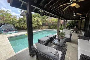 1066 NE 202nd Ln, Miami, FL 33179 - Photo 30