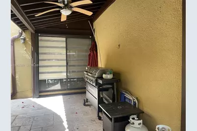 1066 NE 202nd Ln, Miami, FL 33179 - Photo 34