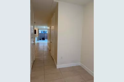 15816 NW 91st Ave, Miami Lakes, FL 33018 - Photo 24