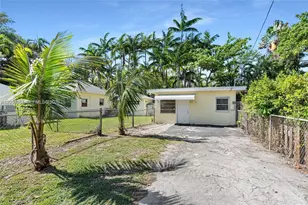 8701 NE 8th Ct, Miami, FL 33138 - Photo 12