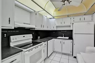 500 Three Islands Boulevard, Hallandale Beach, FL 33009 - Photo 14