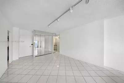 300 Bayview Dr #202, Sunny Isles Beach, FL 33160 - Photo 10