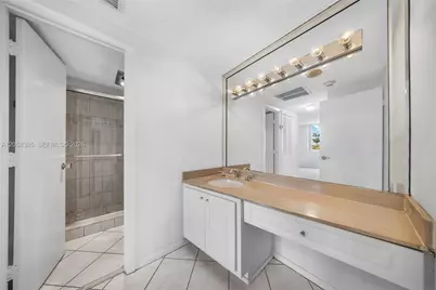 300 Bayview Dr #202, Sunny Isles Beach, FL 33160 - Photo 12