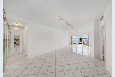300 Bayview Dr #202, Sunny Isles Beach, FL 33160 - Photo 32