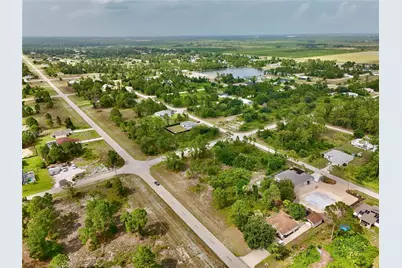 1041 Columbus Blvd, Lehigh Acres, FL 33974 - Photo 6