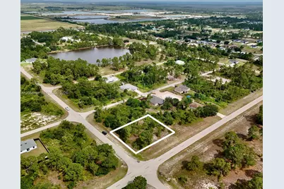 1041 Columbus Blvd, Lehigh Acres, FL 33974 - Photo 2