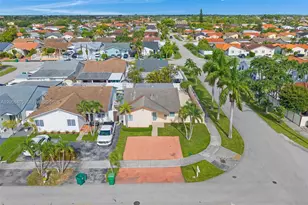 1616 SW 137th Pl, Miami, FL 33175 - Photo 2