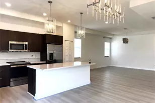 10455 NW 82nd St, Doral, FL 33178 - Photo 4