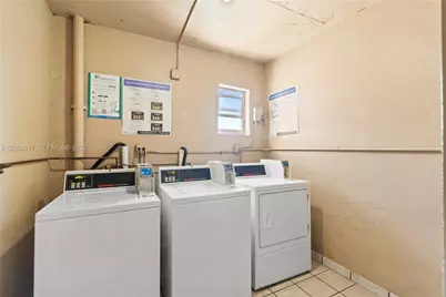 6215 W 20th Ave #402, Hialeah, FL 33012 - Photo 20