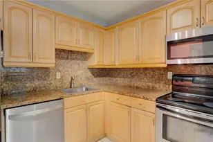 7910 Camino Real, Miami, FL 33143 - Photo 10
