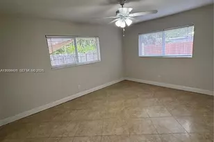 1061 NE 34th, Oakland Park, FL 33334 - Photo 6