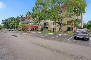4166 Inverrary Dr, Lauderhill, FL 33319 - Photo 2