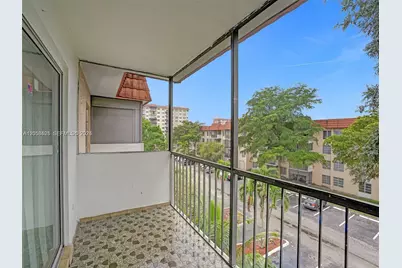 4166 Inverrary Dr #403, Lauderhill, FL 33319 - Photo 18