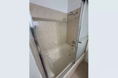 11419 NW 76th Ter, Doral, FL 33178 - Photo 14