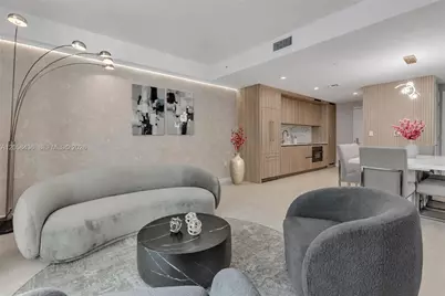 77 SE 5th St #2006, Miami, FL 33131 - Photo 24