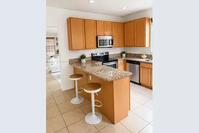 1101 SW 147th Ter #1101, Pembroke Pines, FL 33027 - Photo 6