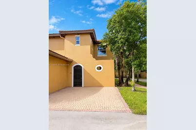 1101 SW 147th Ter #1101, Pembroke Pines, FL 33027 - Photo 2