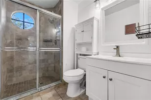 9005 W Sunrise Blvd, Plantation, FL 33322 - Photo 22