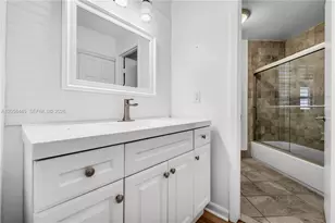 9005 W Sunrise Blvd, Plantation, FL 33322 - Photo 18