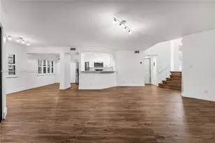 9005 W Sunrise Blvd, Plantation, FL 33322 - Photo 12