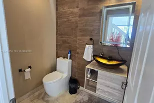 7950 NW 108th Pl, Doral, FL 33178 - Photo 22