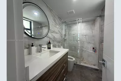 1800 Collins Ave #3H, Miami Beach, FL 33139 - Photo 18