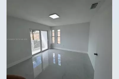 3315 NW 13th Ter #3315, Miami, FL 33125 - Photo 10