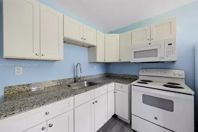 1109 NW 6th Ave, Pompano Beach, FL 33060 - Photo 10