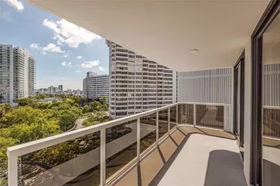 9 Island Ave #814, Miami Beach, FL 33139 - Photo 30