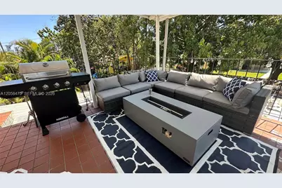 1668 SW 20th St #1, Miami, FL 33145 - Photo 4